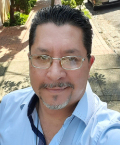 <em>Antonio R.</em>